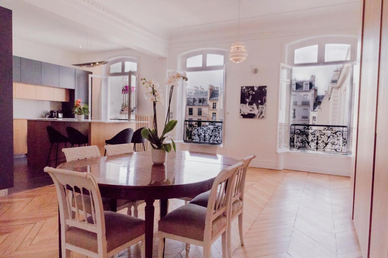 Luxueux Duplex Elysees 240m2 Appartement